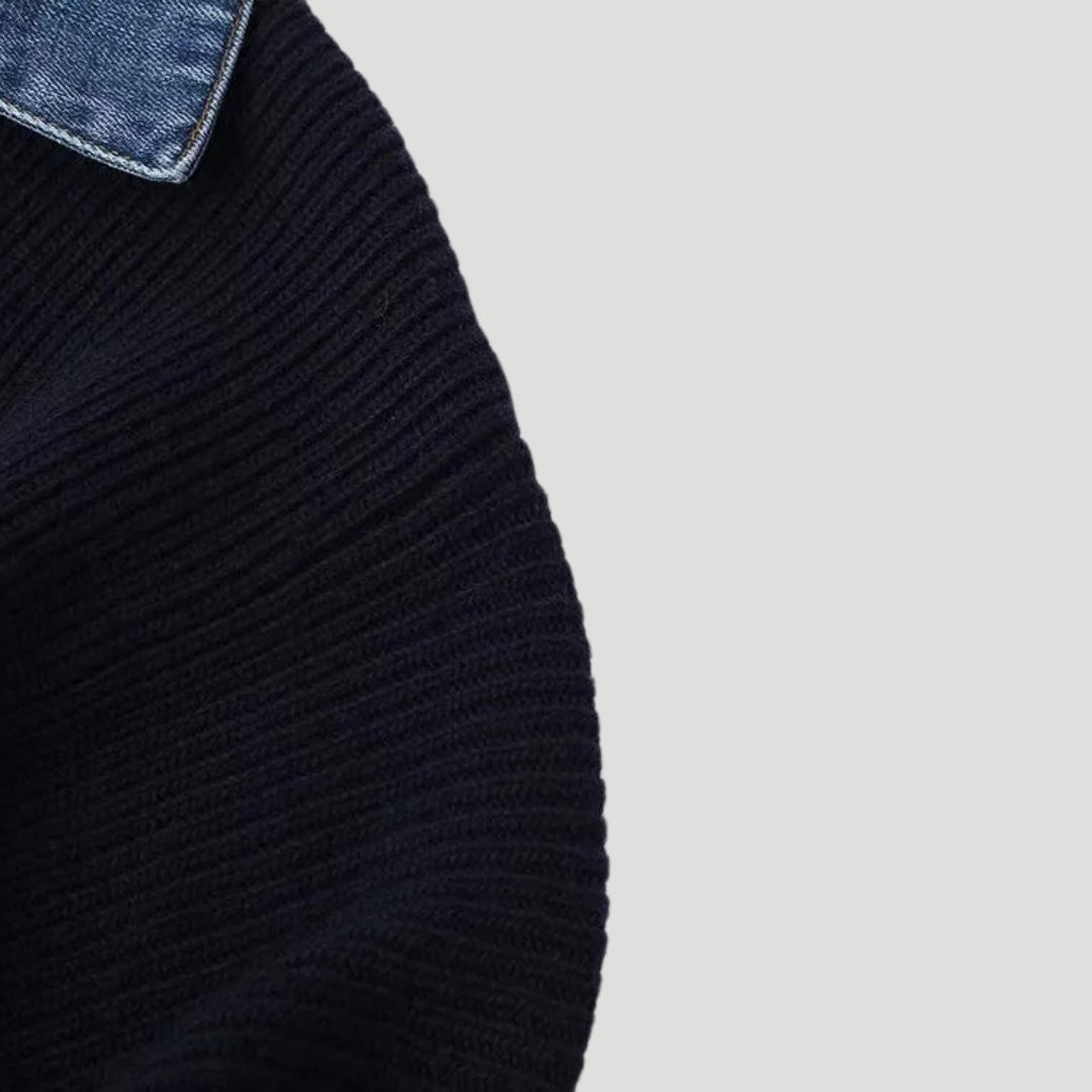 Damen Strickjacke mit Denim-Besatz | Eleganter Kontrast und moderner Stil
